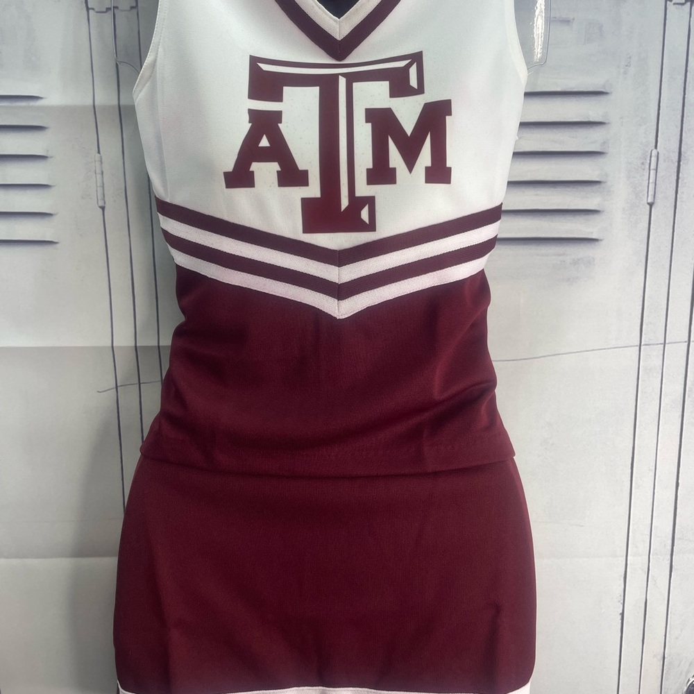 Texas A&M Cheerleading uniform - Picture 4 of 4